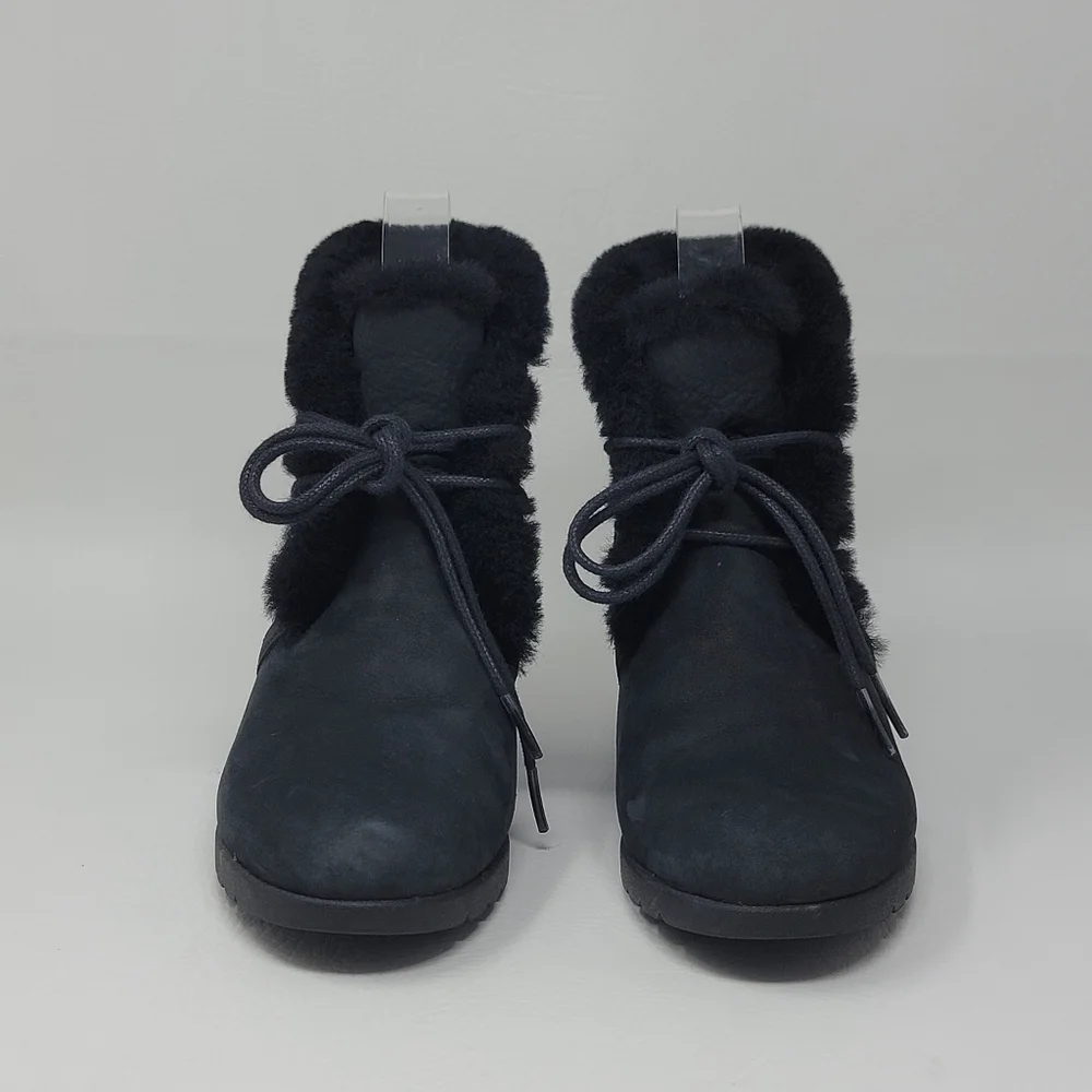 UGG Jeovana 1017421 Black Mouton  Women's Lace Up Boots Size 5 Pre-owned